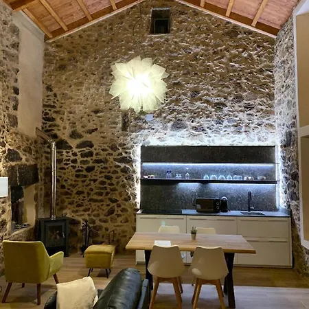 Casa Fogar Do Ulla * Vedra